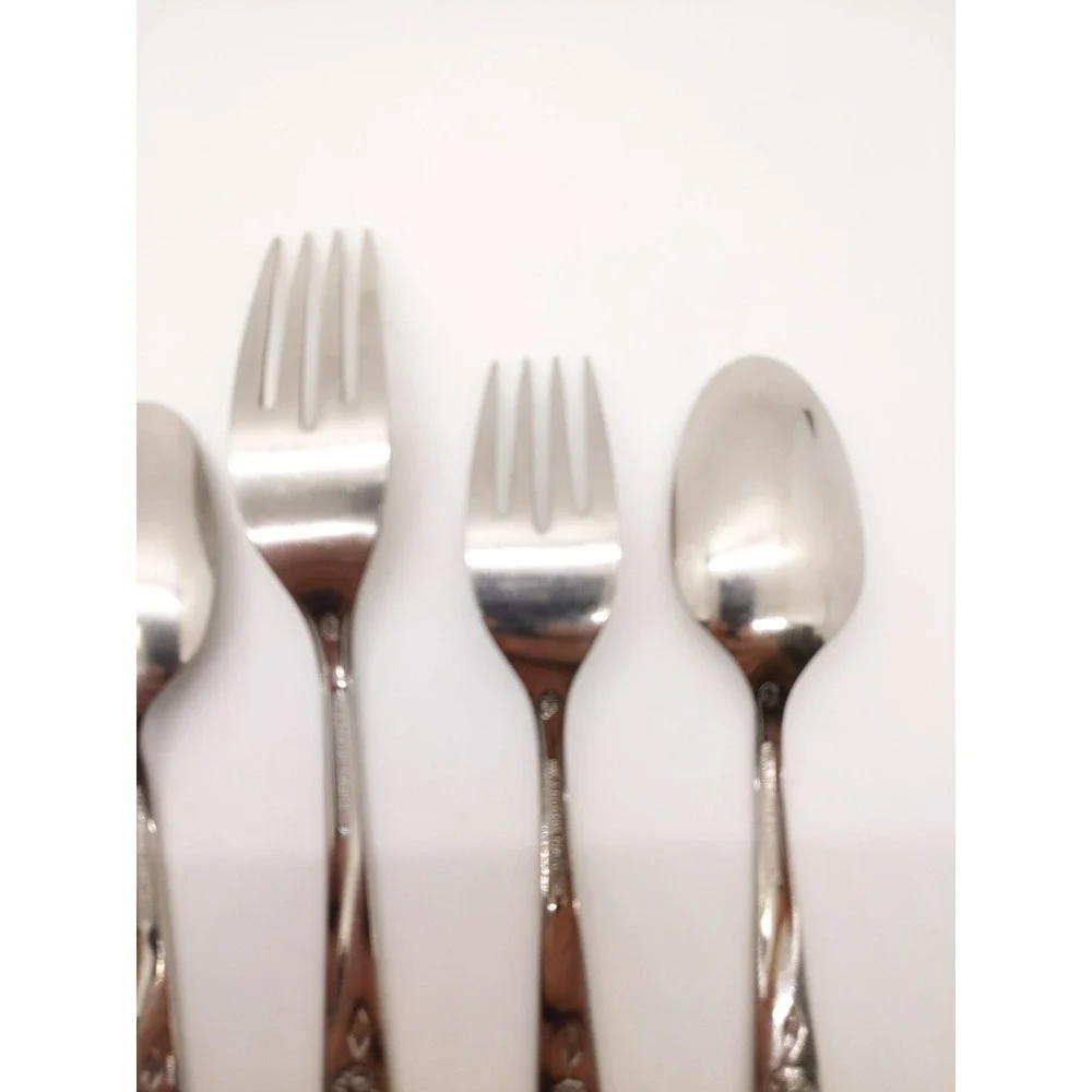 Oneida Rogers Sweet Briar Rose Flatware Set 6pc Silver Stainless Floral Design